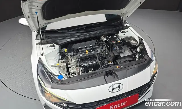 Hyundai Avante 2023 1.6 автомат (гидро), миниатюра 6