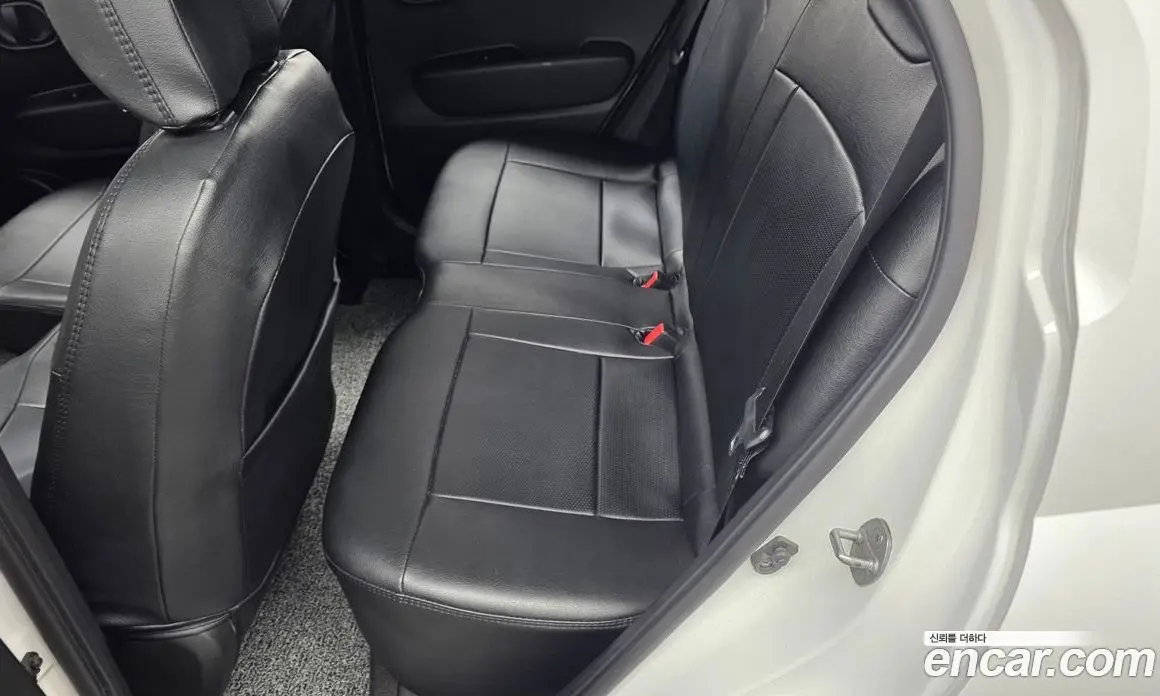 Hyundai Casper 2022 1.0 автомат (гидро), фото 16