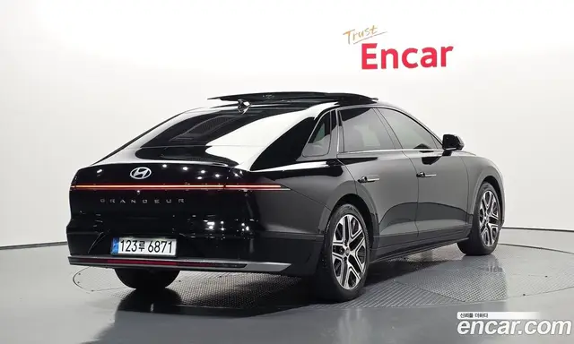 Hyundai Grandeur 2023 2.5 автомат (гидро), миниатюра 2