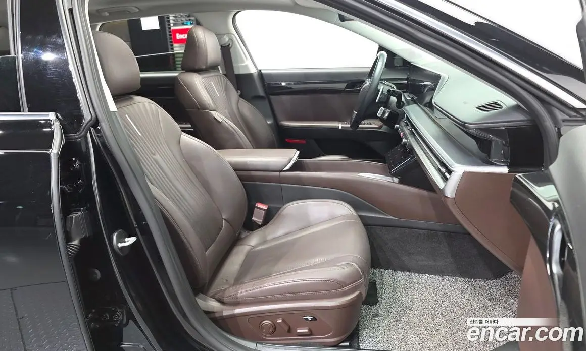 Hyundai Grandeur 2023 2.5 автомат (гидро), фото 11