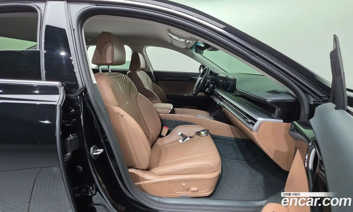 Hyundai Grandeur 2024 2.5 автомат (гидро), фото 13