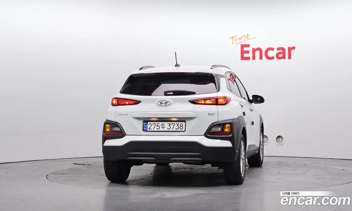 Hyundai Kona 2019 1.6 автомат (гидро), фото 4