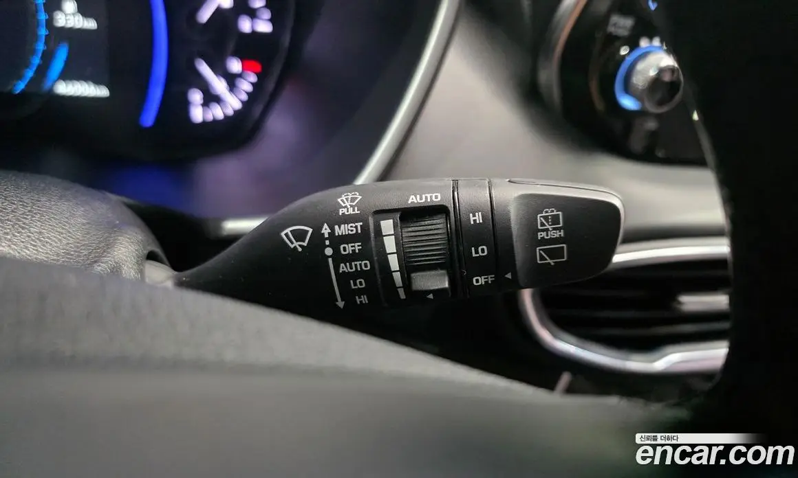 Hyundai Santa Fe 2019 2.0 автомат (гидро), фото 15
