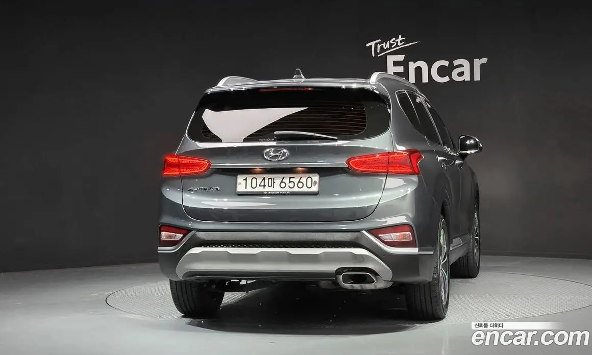 Hyundai Santa Fe 2019 2.0 автомат (гидро), фото 4