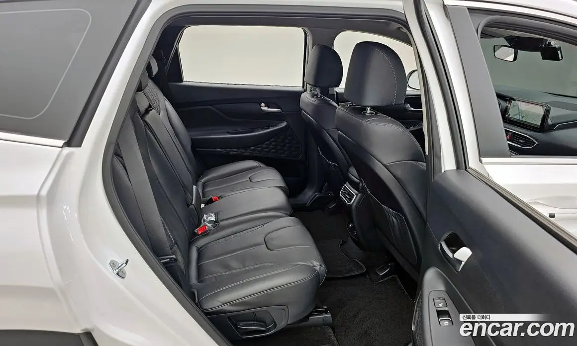 Hyundai Santa Fe 2022 2.2 автомат (гидро), фото 12
