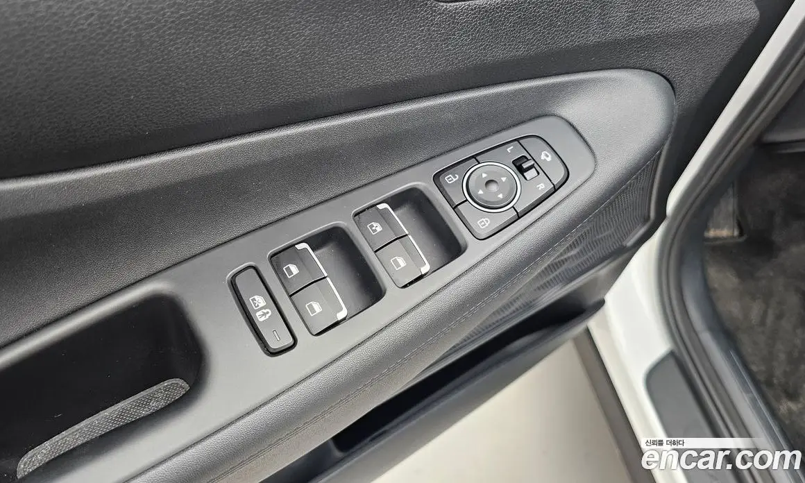 Hyundai Santa Fe 2022 2.2 автомат (гидро), фото 16