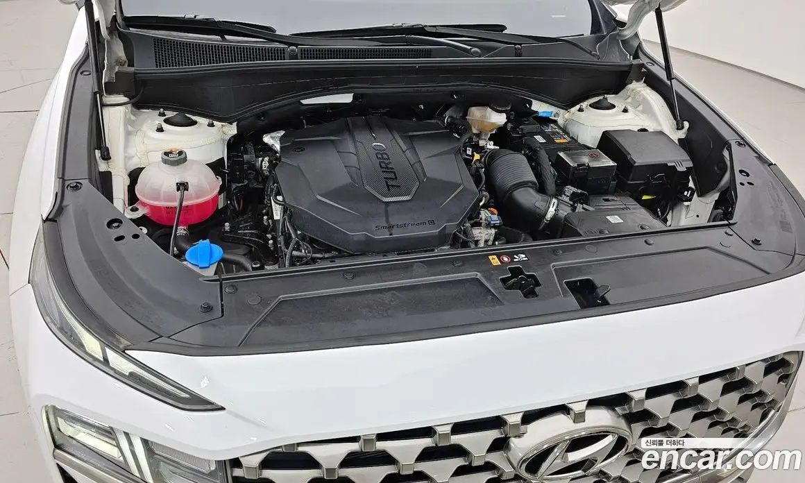 Hyundai Santa Fe 2022 2.2 автомат (гидро), фото 6