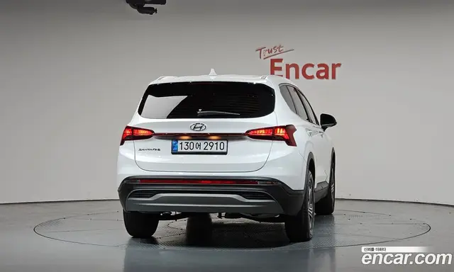 Hyundai Santa Fe 2022 2.2 автомат (гидро), миниатюра 3