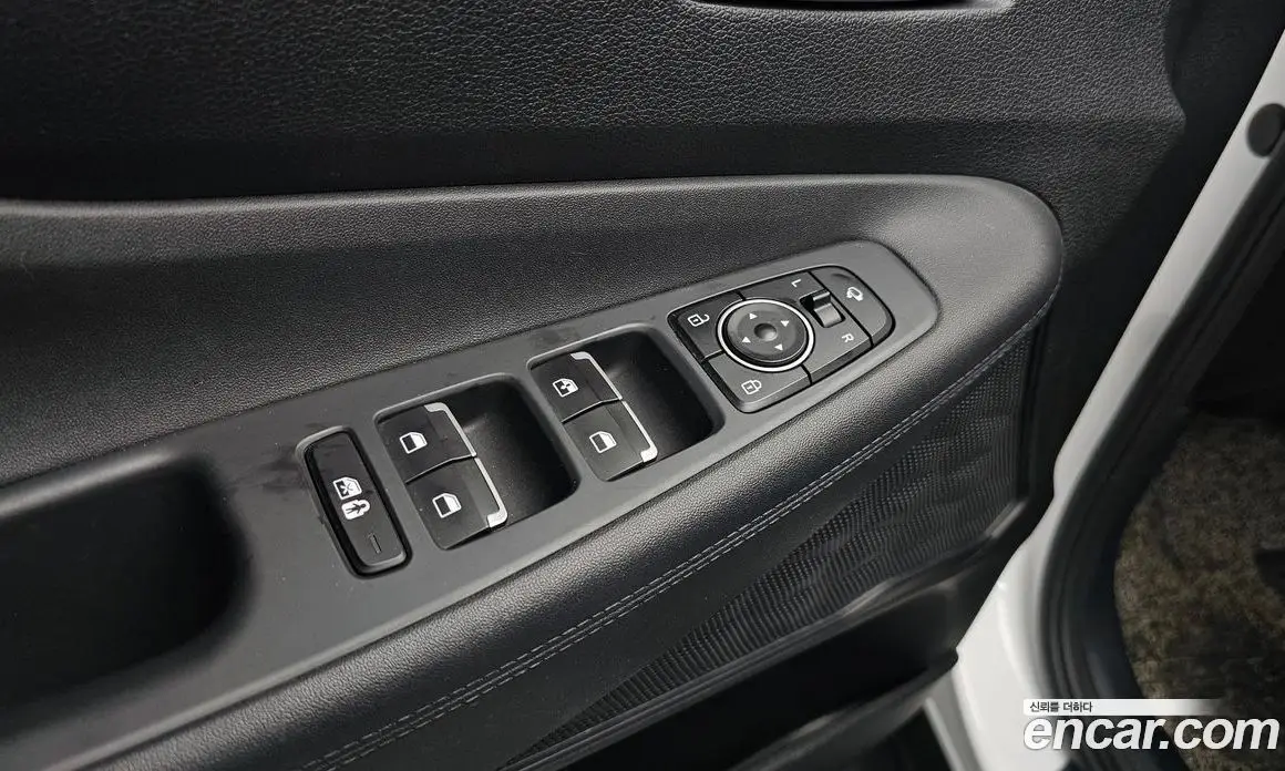 Hyundai Santa Fe 2022 2.2 автомат (гидро), фото 21