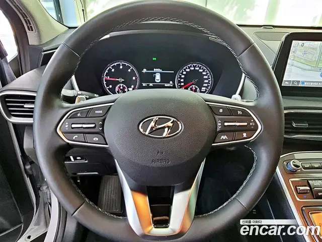 Hyundai Santa Fe 2022 2.2 автомат (гидро), миниатюра 8
