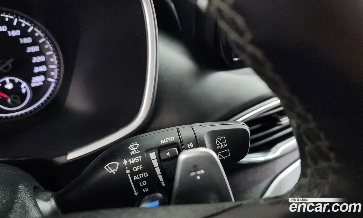 Hyundai Santa Fe 2022 1.6 автомат (гидро), фото 18