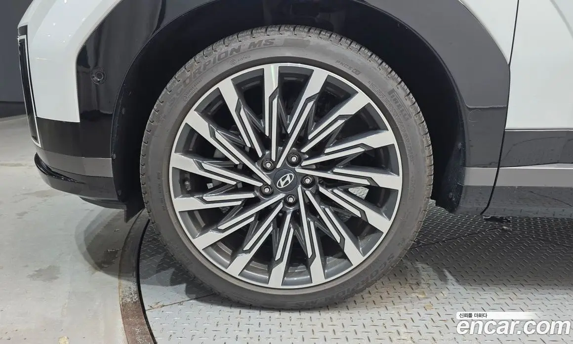 Hyundai Santa Fe 2025 2.5 автомат (гидро), фото 5