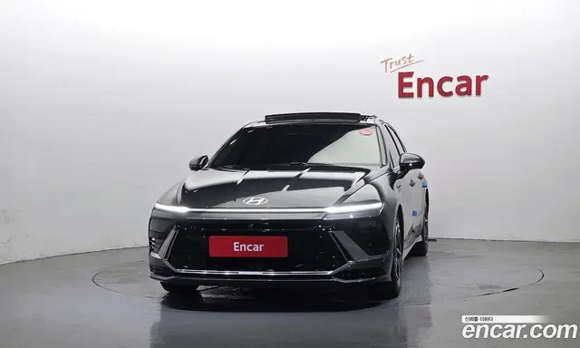 Hyundai Sonata 2023 1.6 автомат (гидро), миниатюра 3