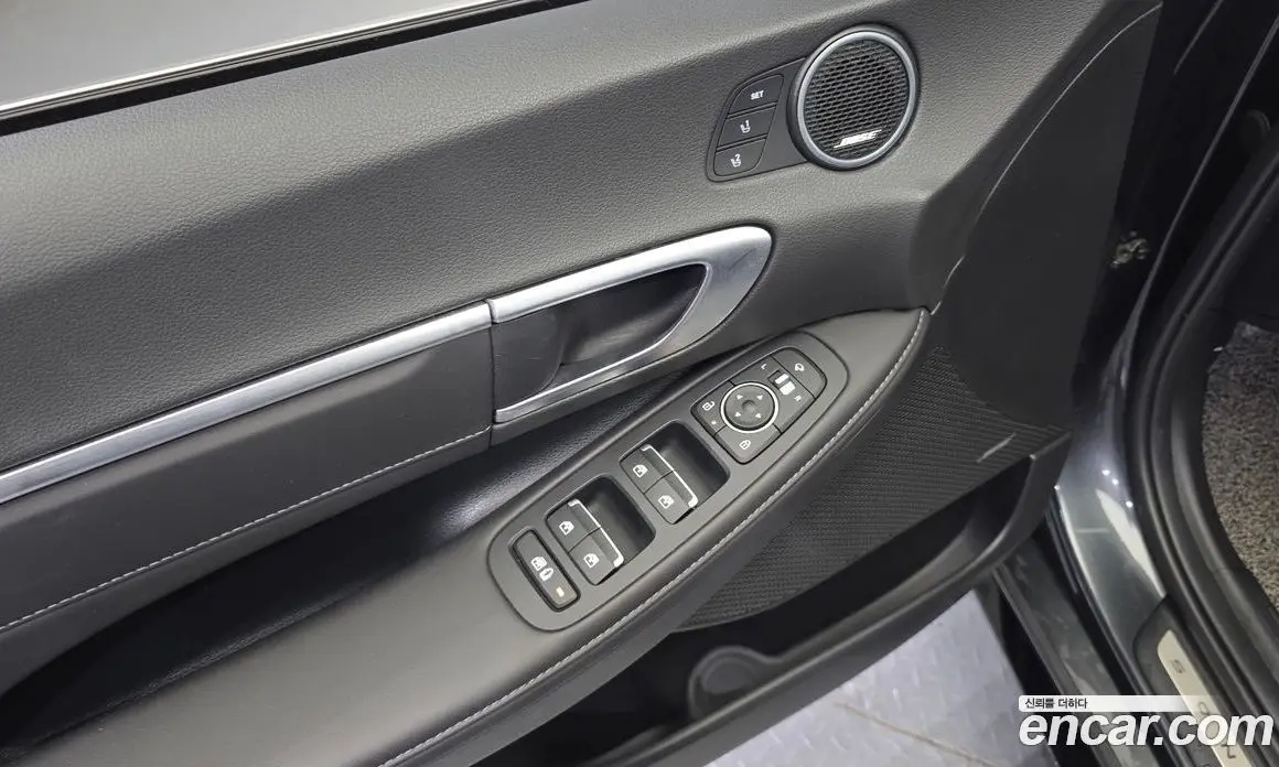 Hyundai Sonata 2023 1.6 автомат (гидро), фото 30
