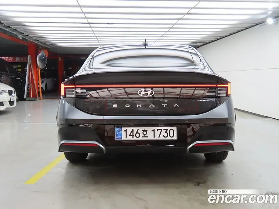 Hyundai Sonata 2024 2.0 автомат (гидро), фото 3
