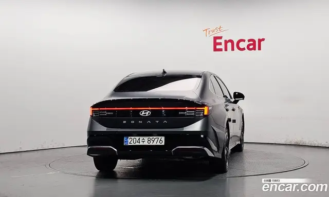 Hyundai Sonata 2024 1.6 автомат (гидро), миниатюра 4
