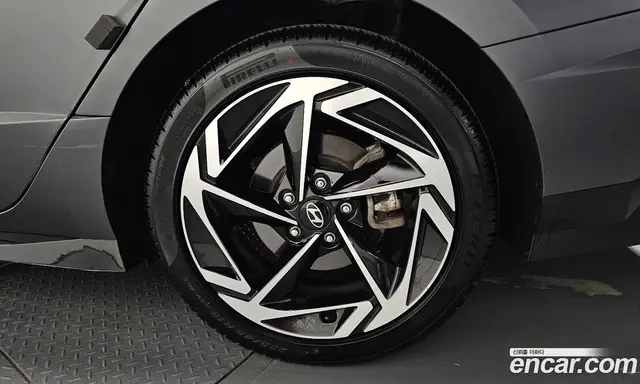 Hyundai Sonata 2024 1.6 автомат (гидро), миниатюра 7
