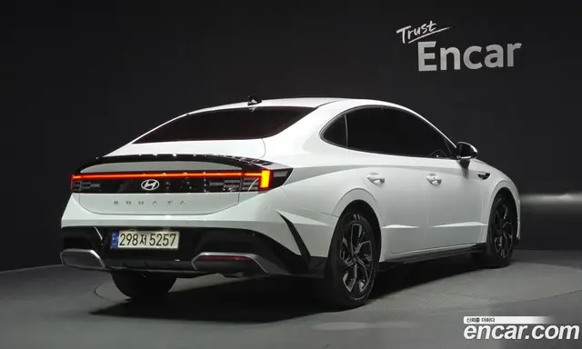 Hyundai Sonata 2024 2.0 автомат (гидро), миниатюра 2