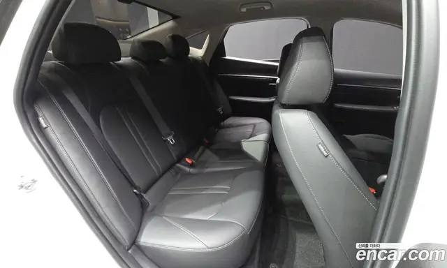 Hyundai Sonata 2024 2.0 автомат (гидро), миниатюра 11
