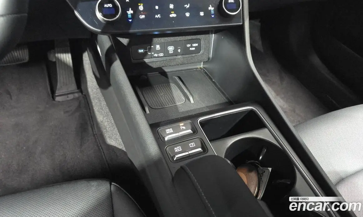 Hyundai Sonata 2024 2.0 автомат (гидро), фото 19