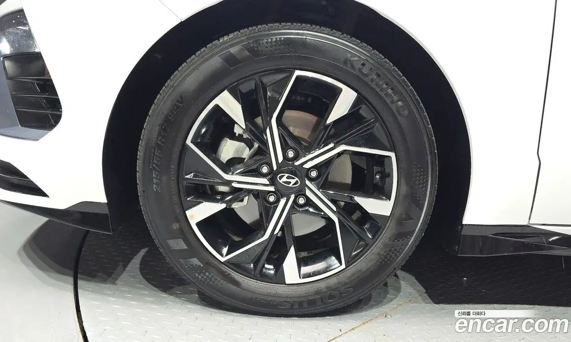 Hyundai Sonata 2024 2.0 автомат (гидро), фото 5