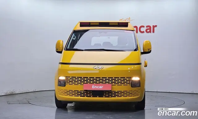 Hyundai Staria 2022 3.5 автомат (гидро), миниатюра 2