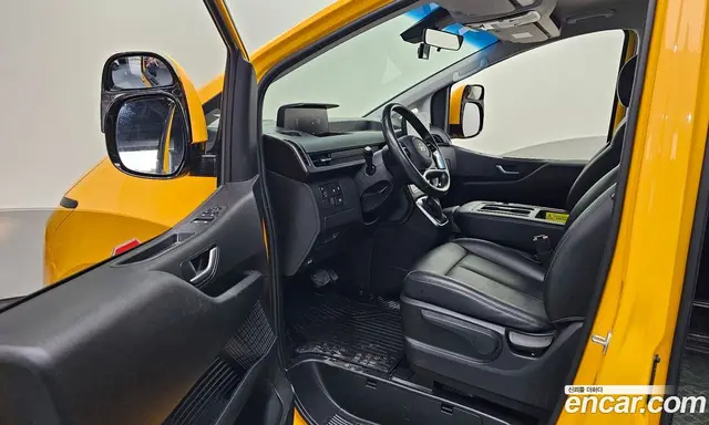 Hyundai Staria 2022 3.5 автомат (гидро), миниатюра 12