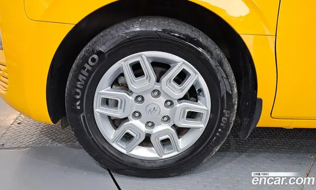 Hyundai Staria 2022 3.5 автомат (гидро), миниатюра 4