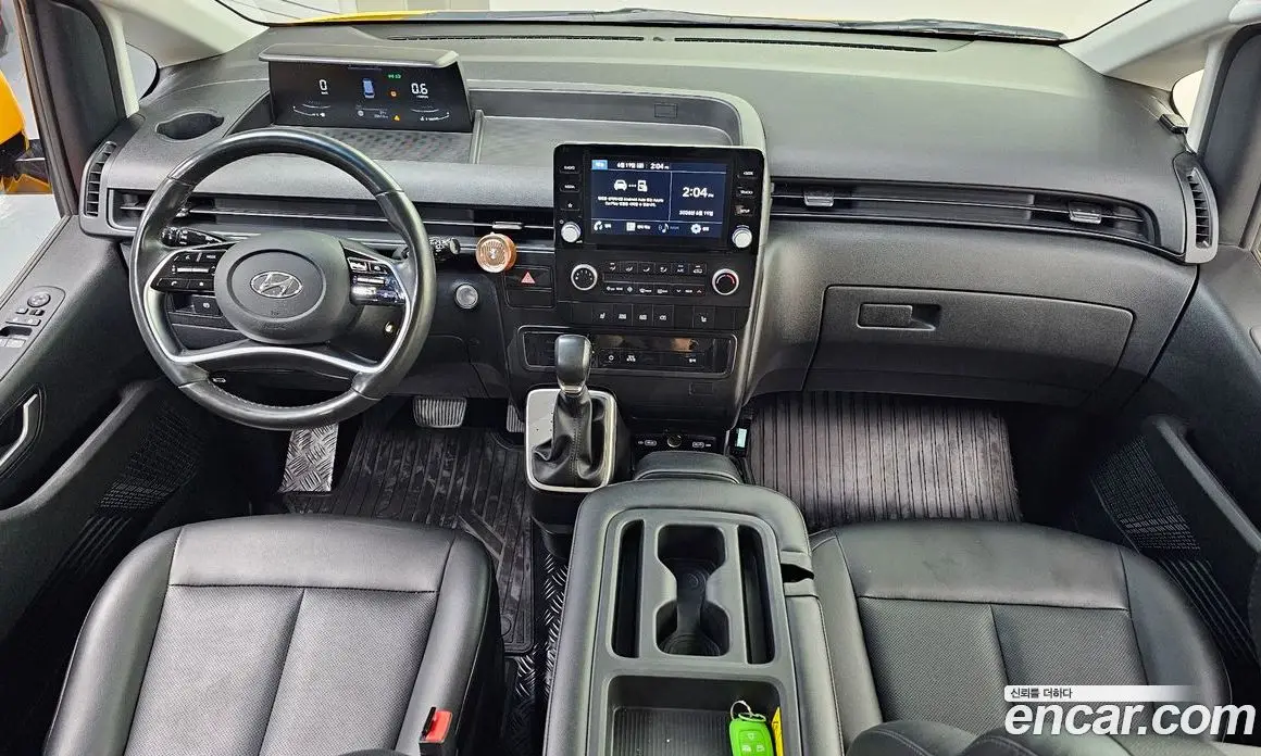 Hyundai Staria 2022 3.5 автомат (гидро), фото 9