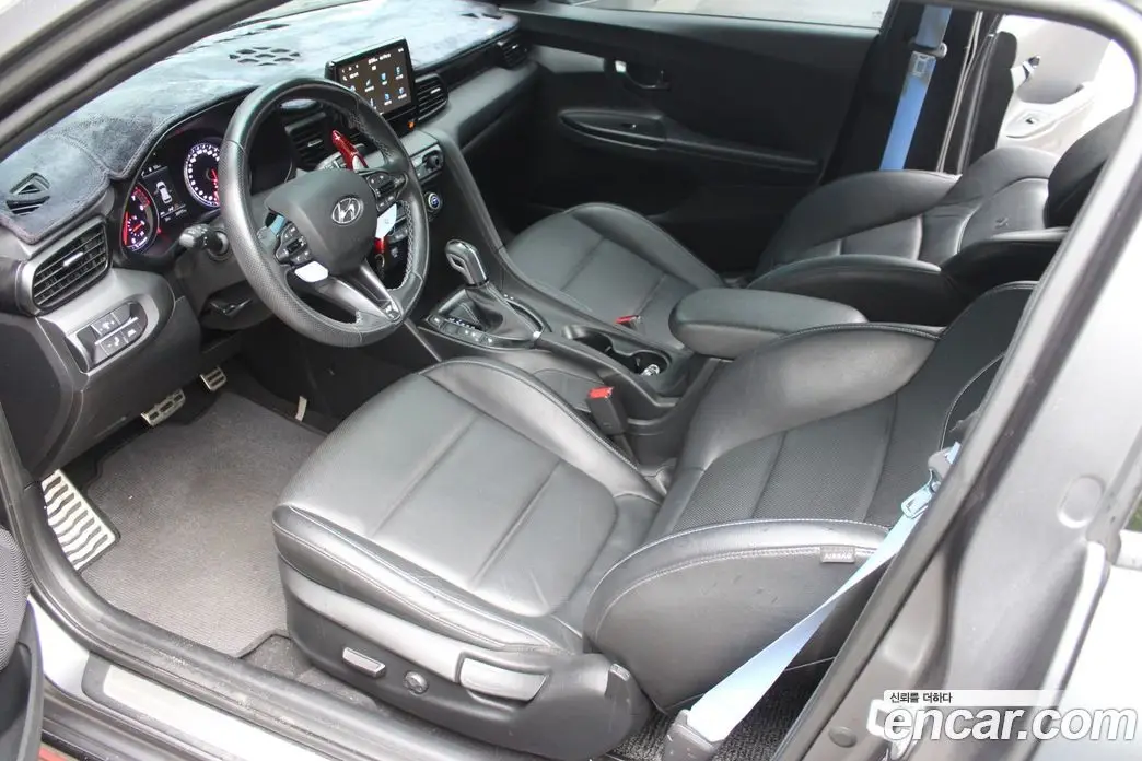 Hyundai Veloster 2022 2.0 автомат (гидро), фото 14
