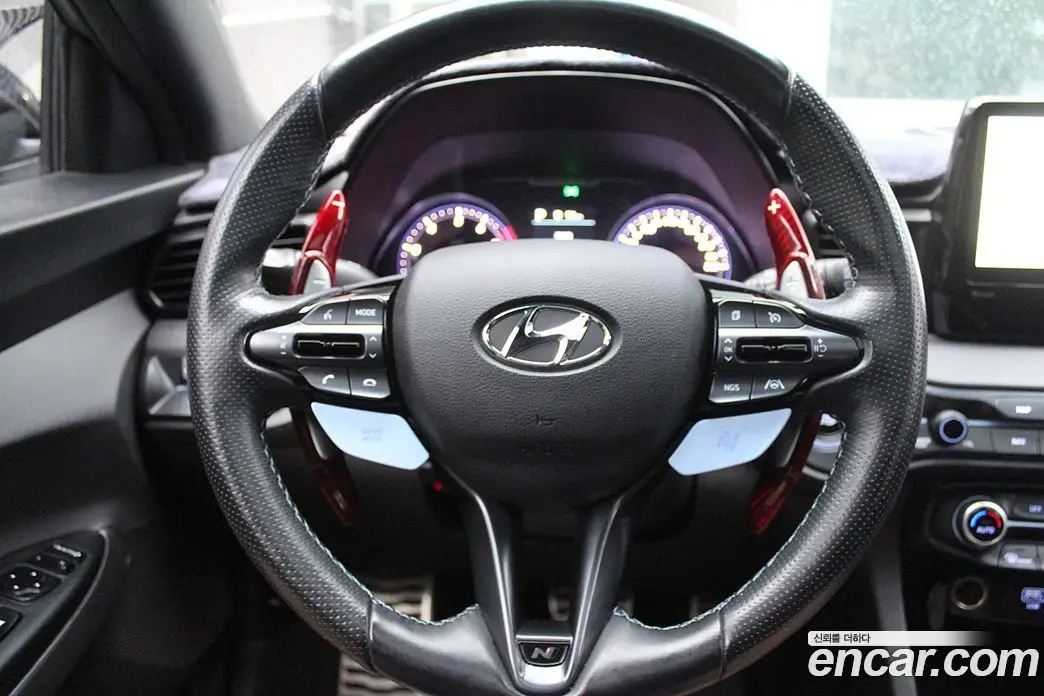 Hyundai Veloster 2022 2.0 автомат (гидро), фото 9