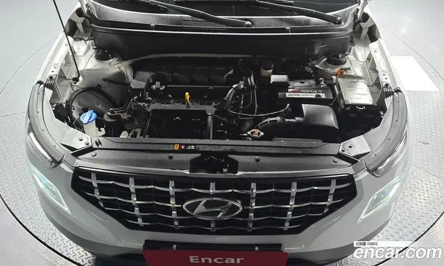 Hyundai Venue 2021 1.6 автомат (гидро), миниатюра 6