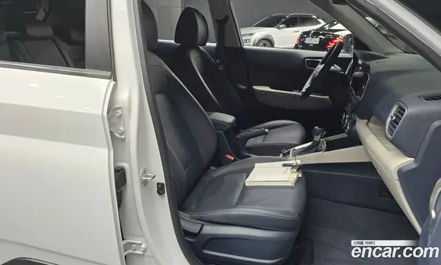 Hyundai Venue 2021 1.6 автомат (гидро), миниатюра 10