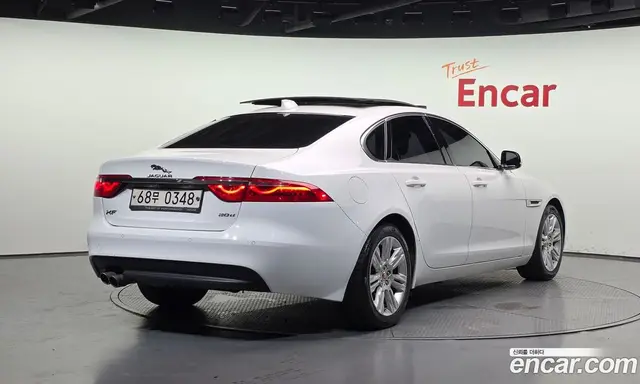 Jaguar XF 2016 2.0 автомат (гидро), миниатюра 2 Jaguar XF 2016 2.0 автомат (гидро), миниатюра 2