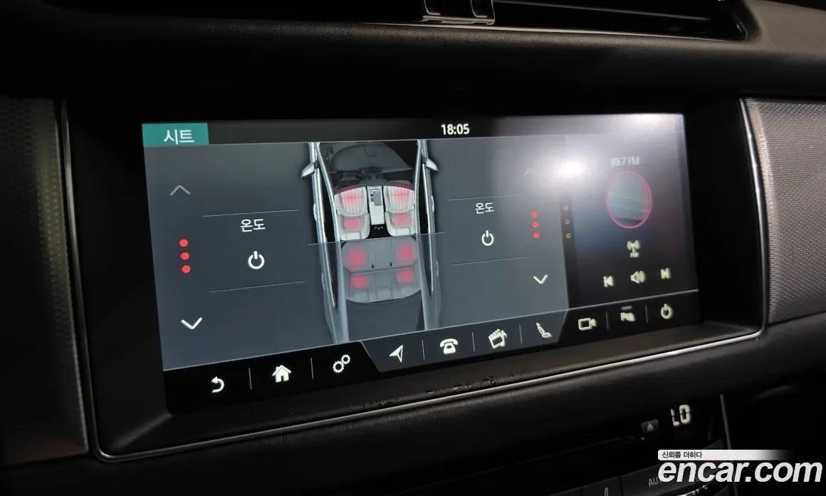 Jaguar XF 2016 2.0 автомат (гидро), фото 16 Jaguar XF 2016 2.0 автомат (гидро), фото 16