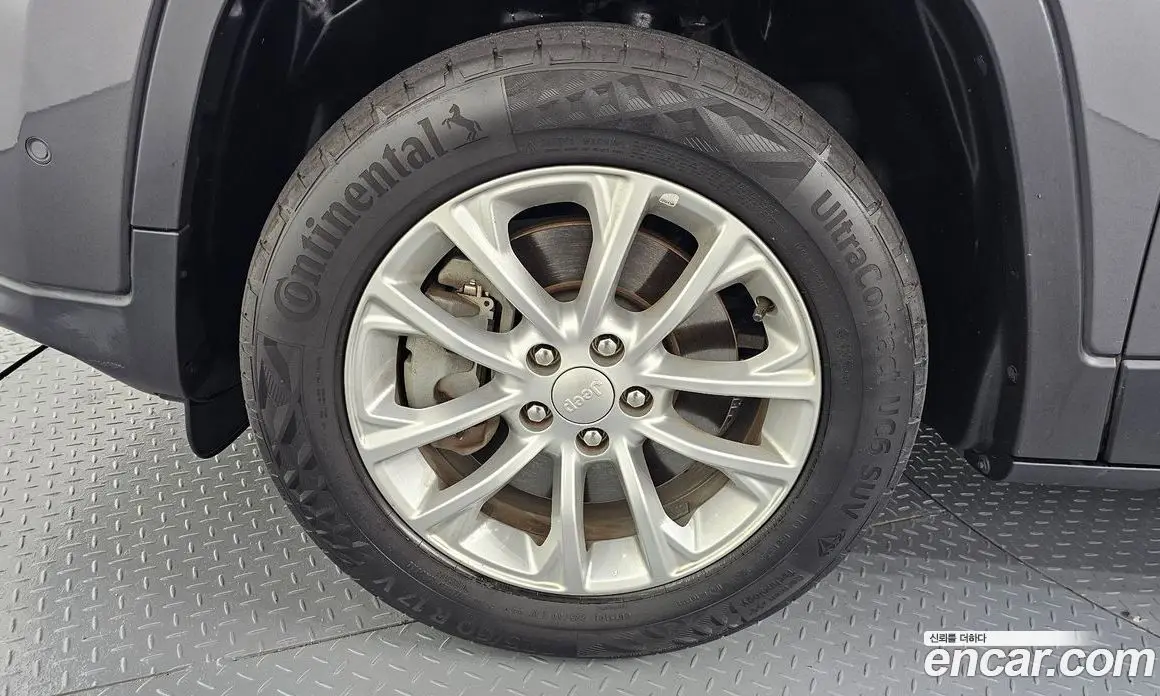 Jeep Cherokee 2018 2.4 автомат (гидро), фото 4