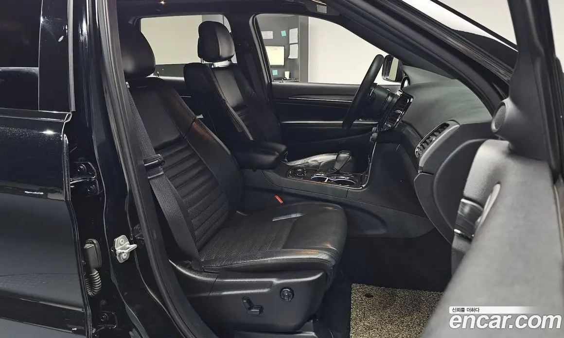 Jeep Cherokee 2020 3.6 автомат (гидро), фото 15