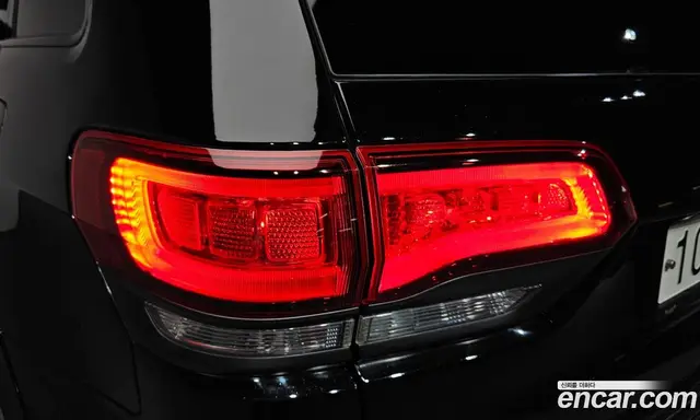 Jeep Cherokee 2020 3.6 автомат (гидро), миниатюра 8
