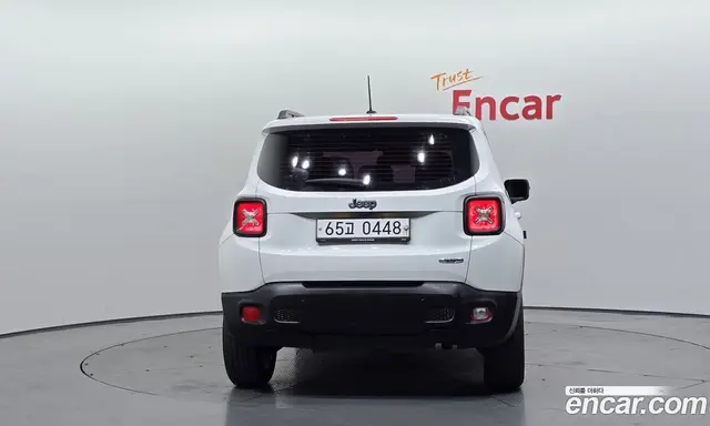 Jeep Renegade 2016 2.4 автомат (гидро), миниатюра 4