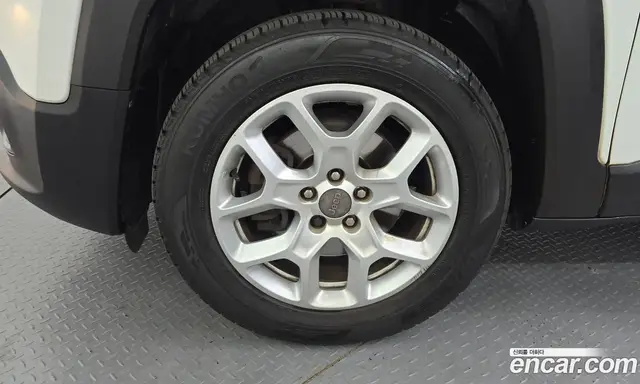 Jeep Renegade 2016 2.4 автомат (гидро), миниатюра 5