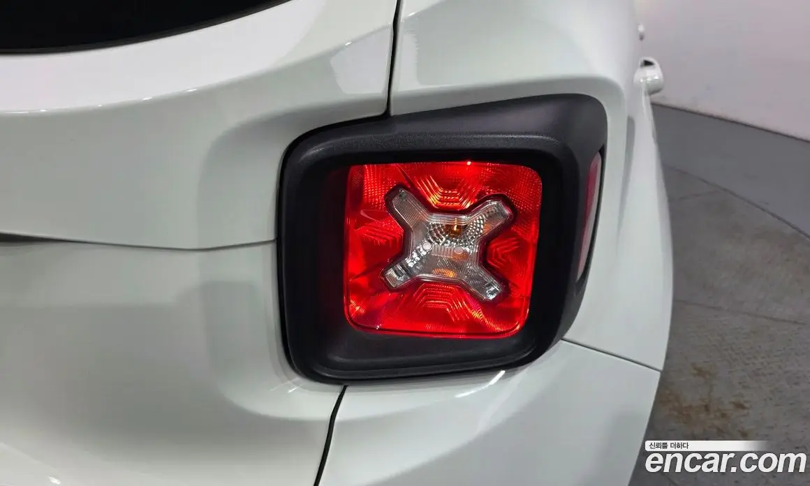 Jeep Renegade 2017 2.4 автомат (гидро), фото 8