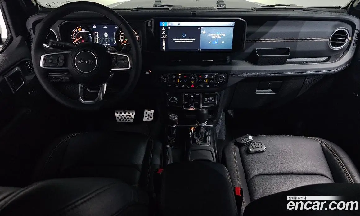 Jeep Wrangler 2024 2.0 автомат (гидро), фото 9