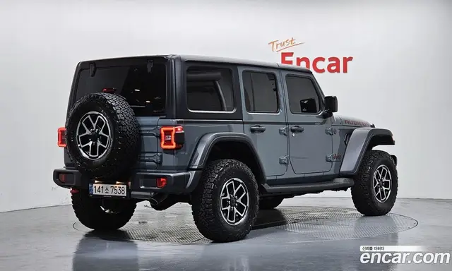 Jeep Wrangler 2024 2.0 автомат (гидро), миниатюра 2