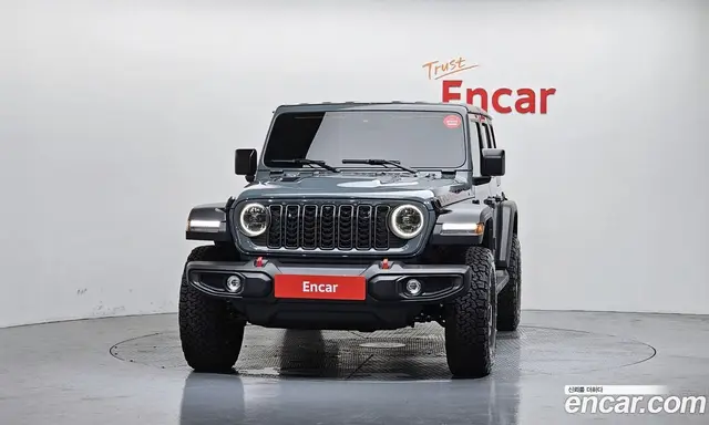 Jeep Wrangler 2024 2.0 автомат (гидро), миниатюра 3
