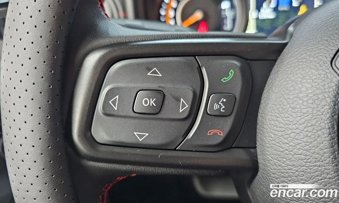 Jeep Wrangler 2024 2.0 автомат (гидро), фото 23