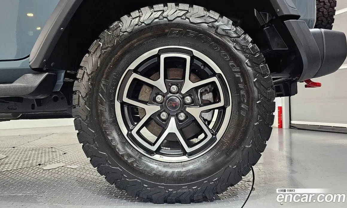 Jeep Wrangler 2024 2.0 автомат (гидро), фото 7