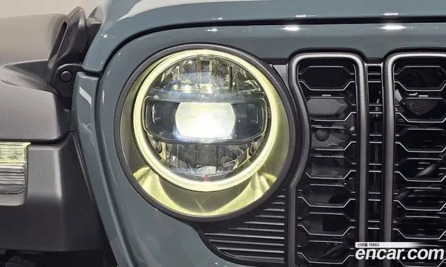 Jeep Wrangler 2024 2.0 автомат (гидро), миниатюра 8
