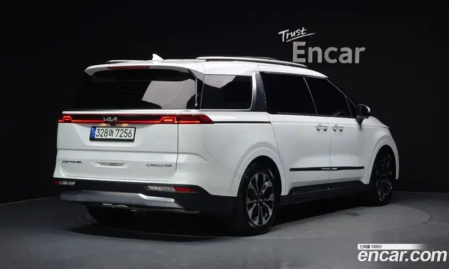 Kia Carnival 2021 3.5 автомат (гидро), миниатюра 2