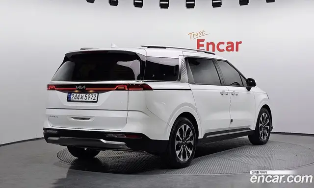 Kia Carnival 2023 2.2 автомат (гидро), миниатюра 2