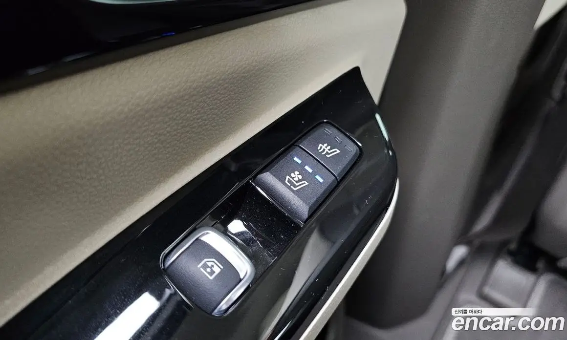 Kia Carnival 2023 2.2 автомат (гидро), фото 19